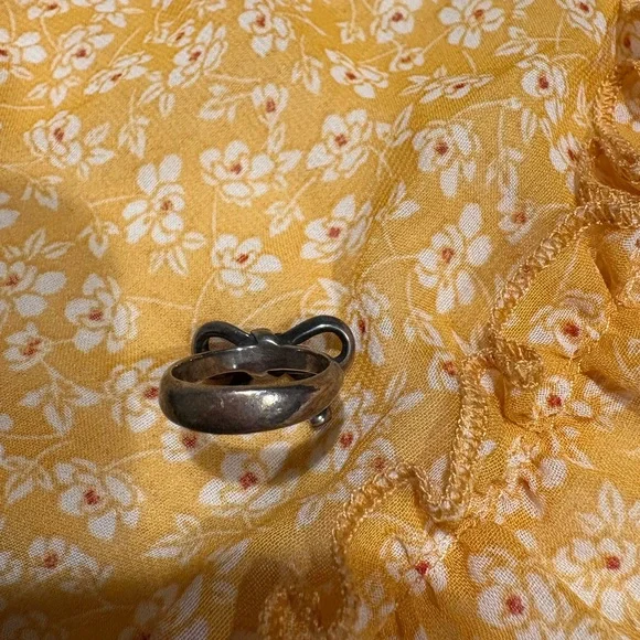 Retired James Avery Silver Bow Ring - Picture 2 of 4